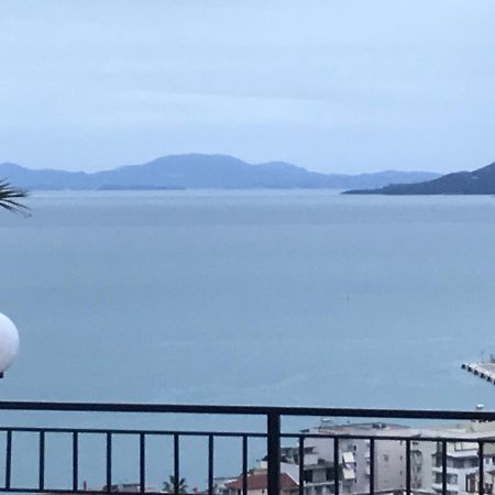 Pirro Luxury Apartment Sarandë Exteriör bild