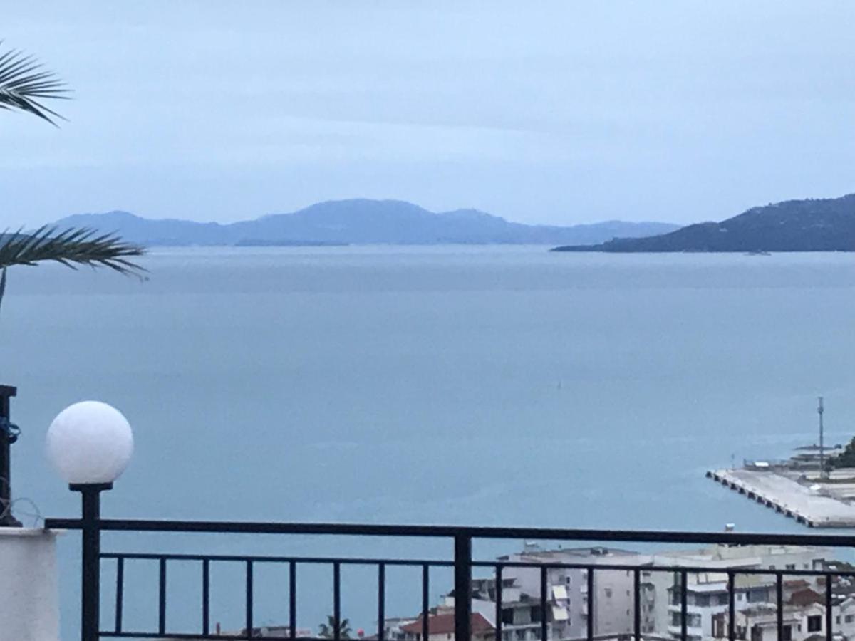 Pirro Luxury Apartment Sarandë Exteriör bild