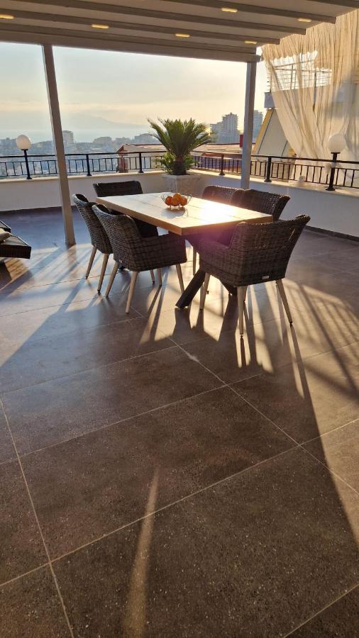 Pirro Luxury Apartment Sarandë Exteriör bild