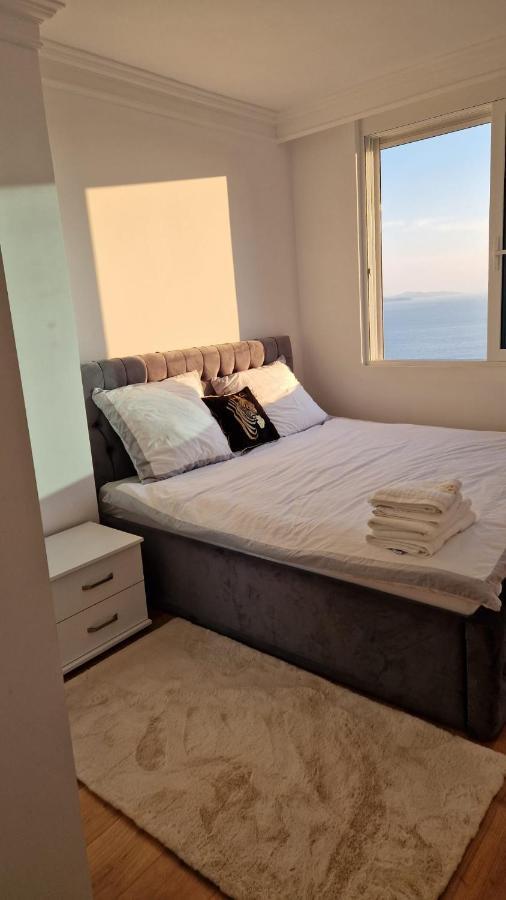 Pirro Luxury Apartment Sarandë Exteriör bild